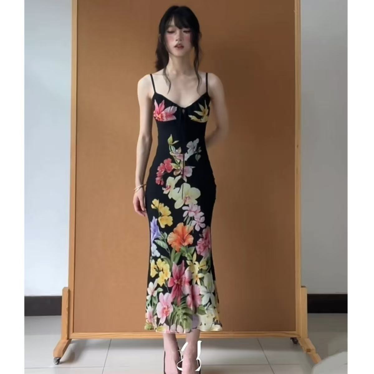 Vestido Feminino Retrô com Est - Tropic Strap Vintage avaliação e preço